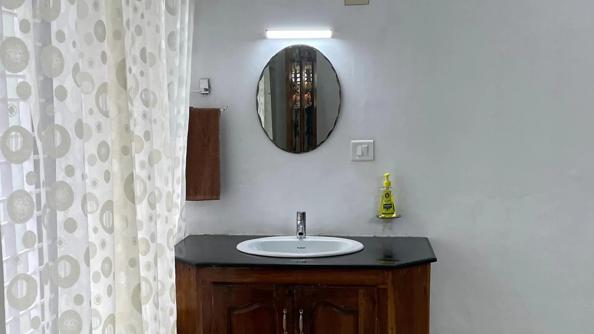 Breeze Mundro Homestay Mundrothuruth 0*,  India